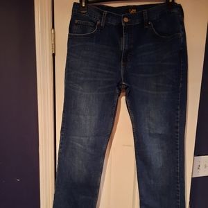 Lee jeans 34x29 straight fit